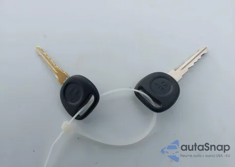 2006 Chevrolet Silverado 1500 Work Truck z USA, uszkodzony, nr VIN 1GCEC14V86E134856